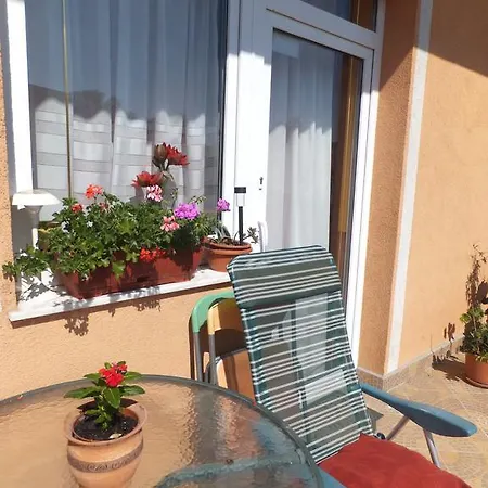 Nyaraló Herkules